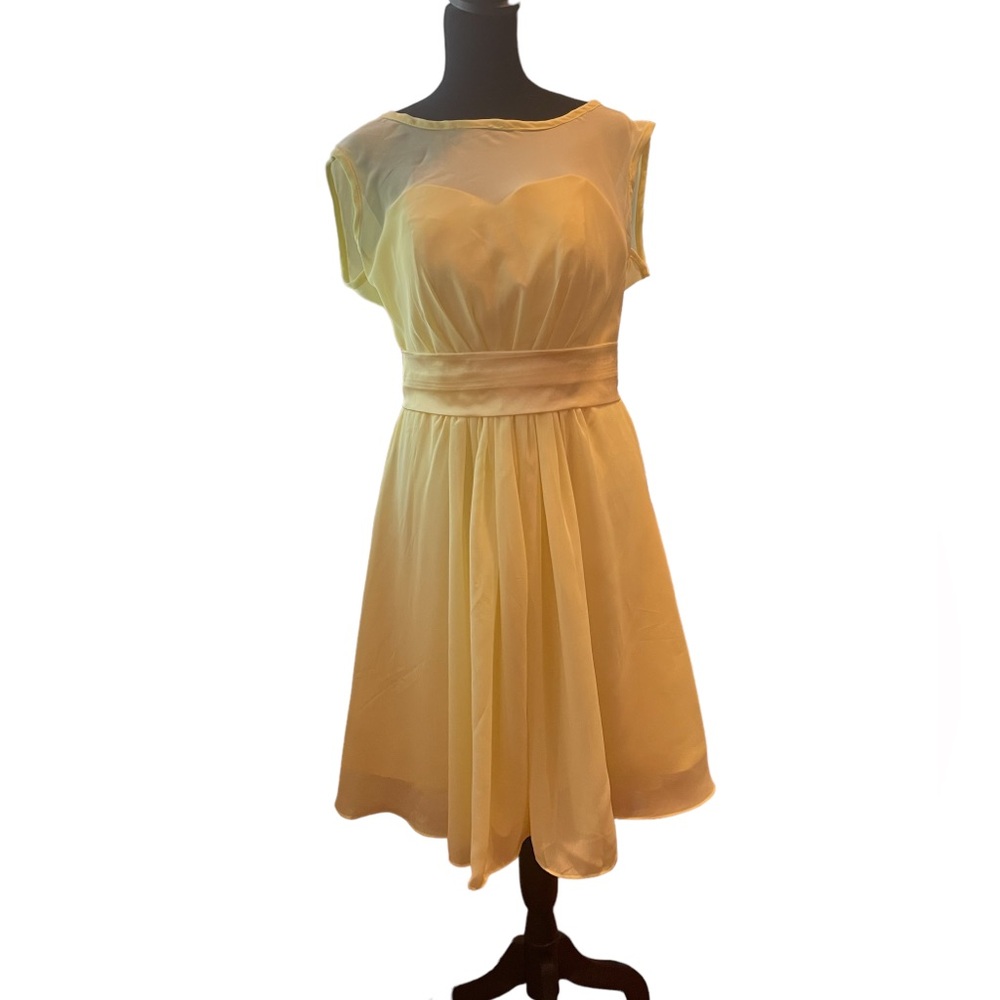 Elegant Yellow Dress, sweetheart nevkline